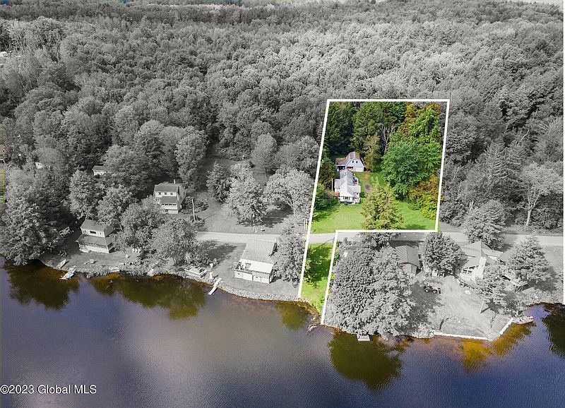 4th image of 137 Lake Road