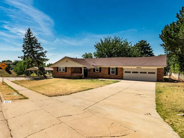1514 Primrose Ln, Borger, TX 79007