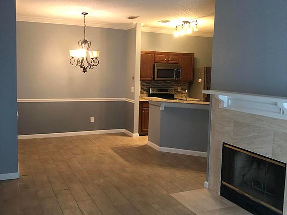 3rd image of 10000 GATE Parkway #2114