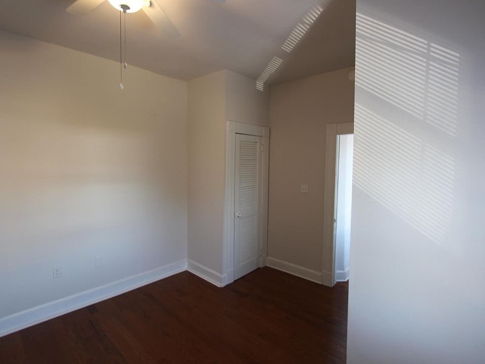 1st image of 110 W Clay St #B