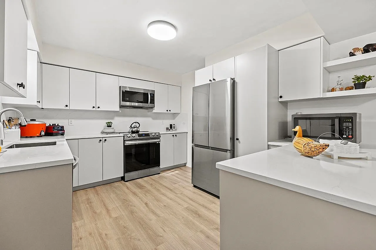 2580 Patricia Ave photo 1