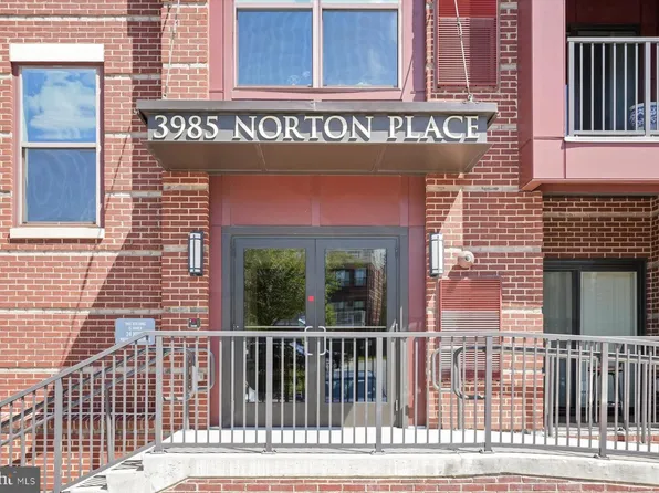 3985 Norton Pl #101, Fairfax, VA 22031