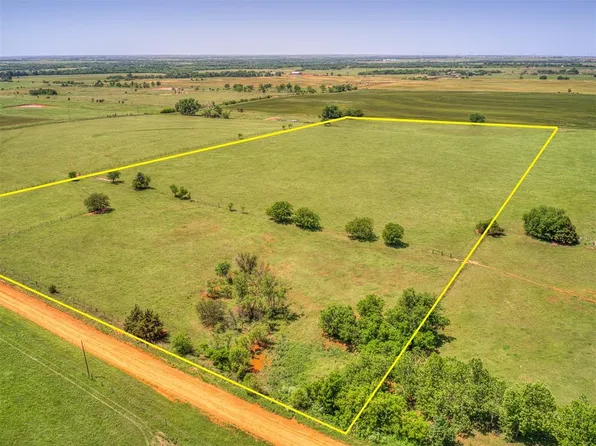 8915 S Rockwell Ave, Cashion, OK 73016