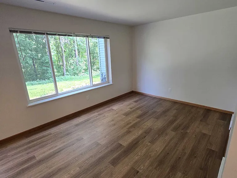 230 Thomson Ln #3 — Photo 7