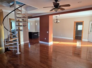 8522 115th St, Richmond Hill, NY 11418