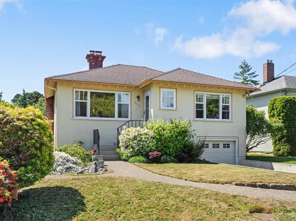 2183 Central Ave, Oak Bay, BC V8S 2R6