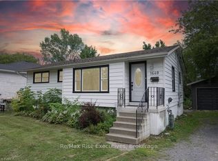 1640 Mary St, Kingston, ON K7M5J1