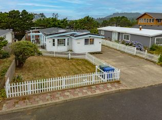 328 NW 60th St #2, Newport, OR 97365