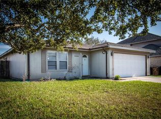 3030 Twin Creek Dr, Corpus Christi, TX 78414