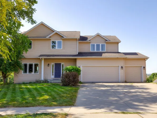5060 Baty Ct, West Des Moines, IA 50265
