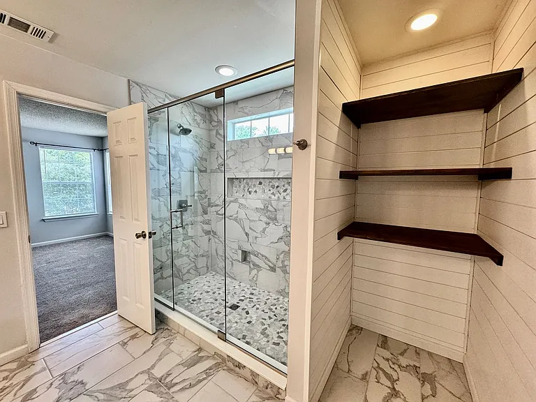 2424 Seven Kings Rd — Photo 37