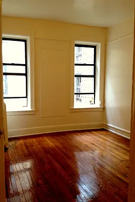 Rented by The State Street Consultancy | media 61