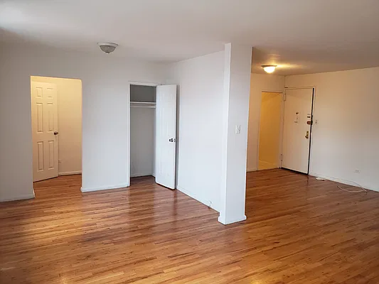 Rented by Mahzari Realty Inc | media 6