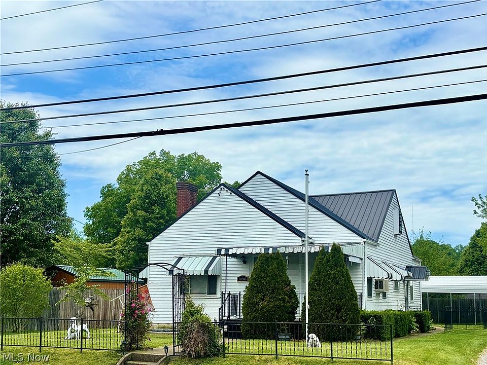 1st image of 806 Elder St