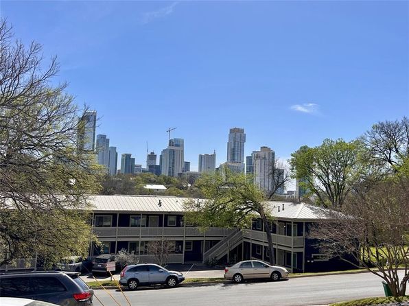 808 Winflo Dr APT 208