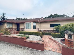 11 Ivy St, Monterey, CA 93940