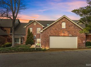 730 Willow Spring Hill Ct, Chesterfield, MO