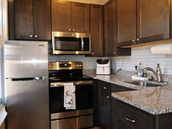 3rd image of 1818 N 3rd St #18182F