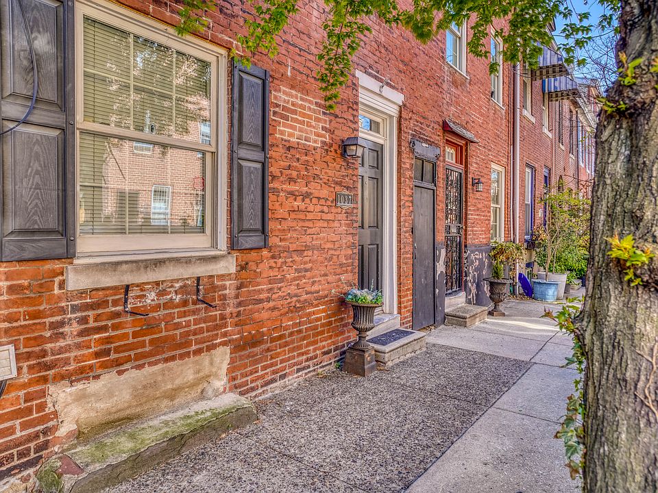1st image of 1037 N Orianna St