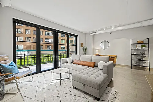 1133 14th St NW #211 Photo 1