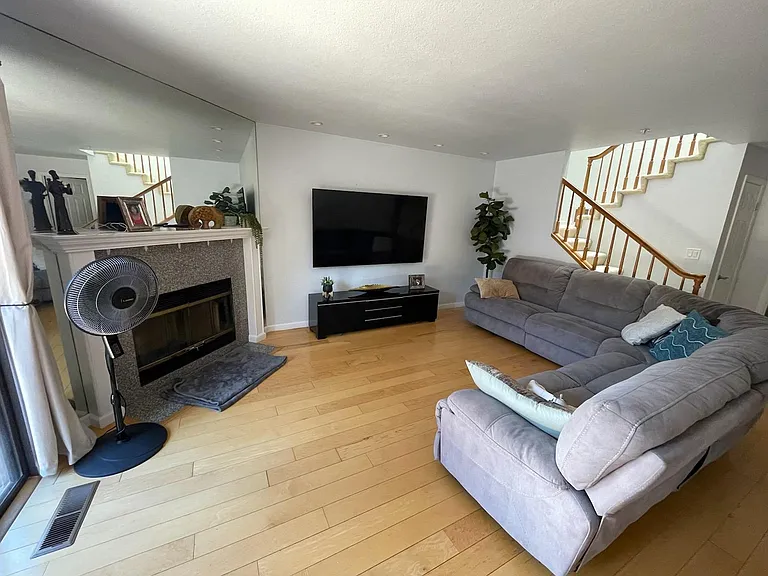 140 Albacore Ln #140 — Photo 3