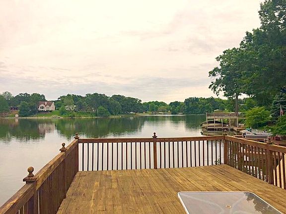 3rd image of 1023 Bermuda Dr