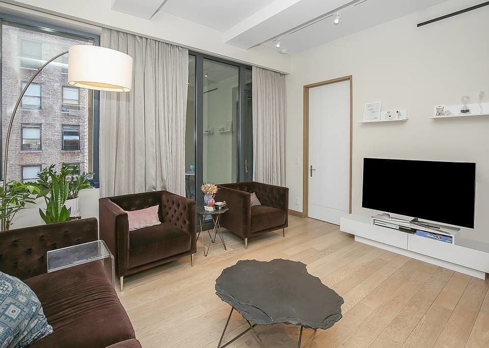1st image of 90 Lexington Ave #F8