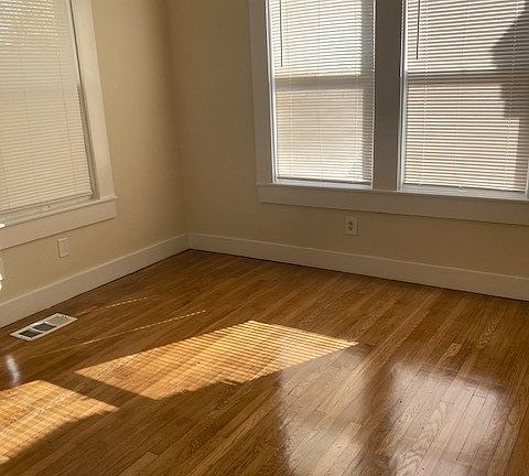 4th image of 2710 Whitis Ave #2710A