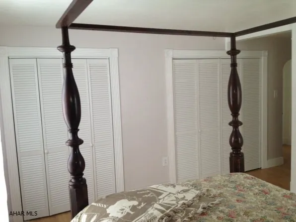 518 Hart St, Hollidaysburg, PA 16648