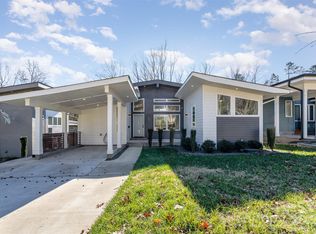 1906 Lakedell Dr, Charlotte, NC 28215