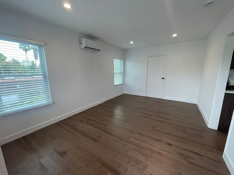 2000 Lincoln Blvd — Photo 13