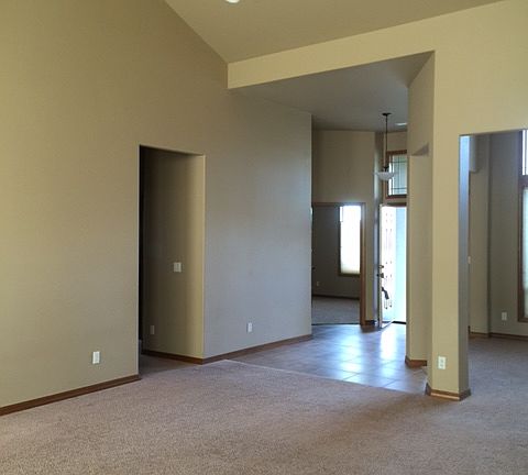 3rd image of 1305 S 44th Ave
