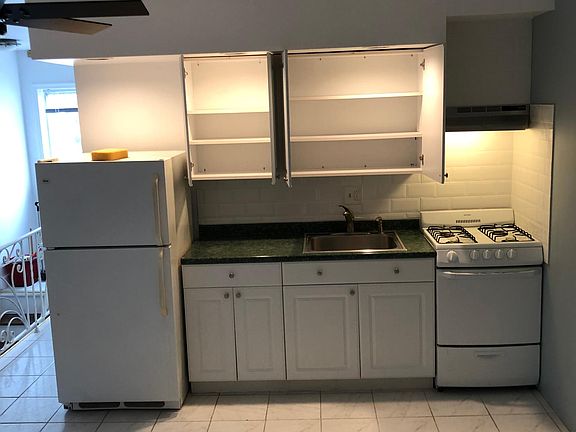 4th image of 2111 S 15th St Floor 3