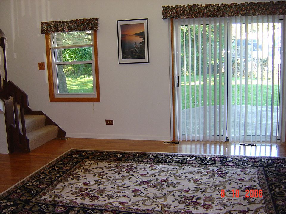 2 story Living cum Dining