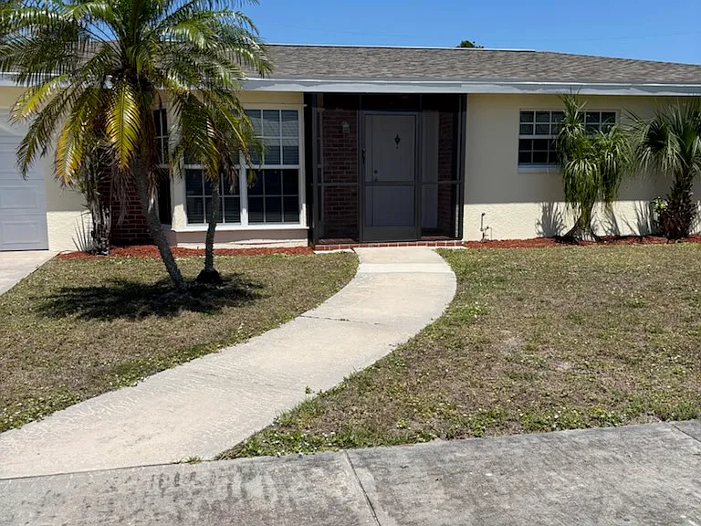 1709 Lakeview Ter — Photo 1