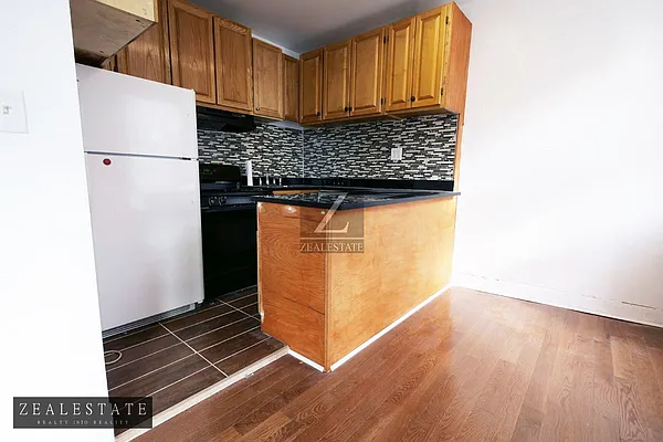 Rented by ZealEstate Group Inc | media 11