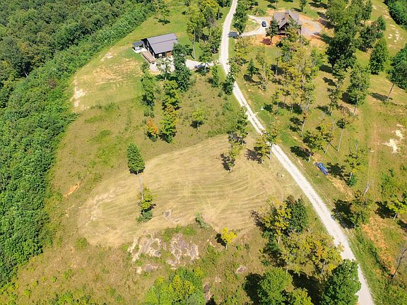 4th image of 2076 Seneca Dr