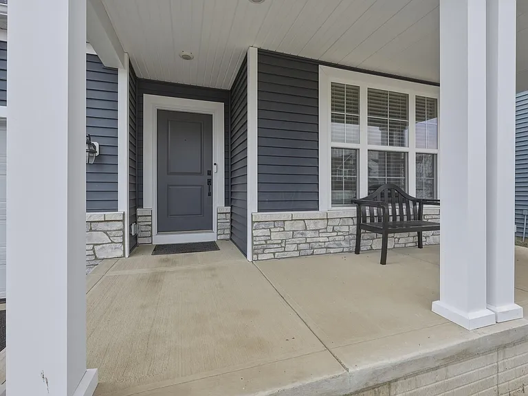 868 Centerbeam Ave — Photo 5