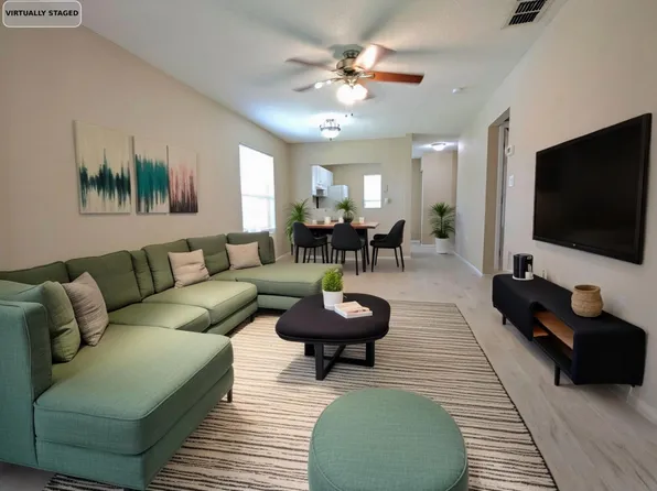 618 45th St E, Palmetto, FL 34221