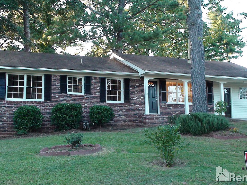 1st image of 2160 Earwood Dr SW