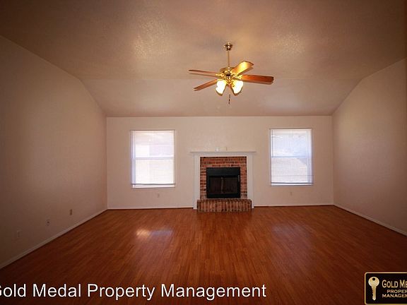 2nd image of 3704 Foxglove Ln