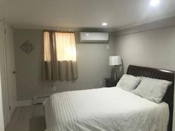 3rd image of 89 Highland Ave Floor 1