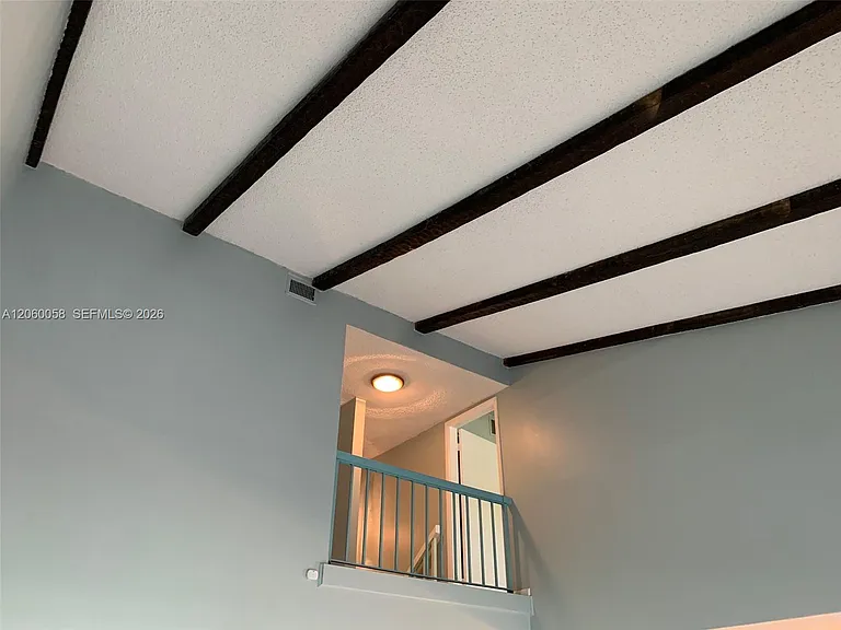 305 Bonnie Brae Way #27 — Photo 13