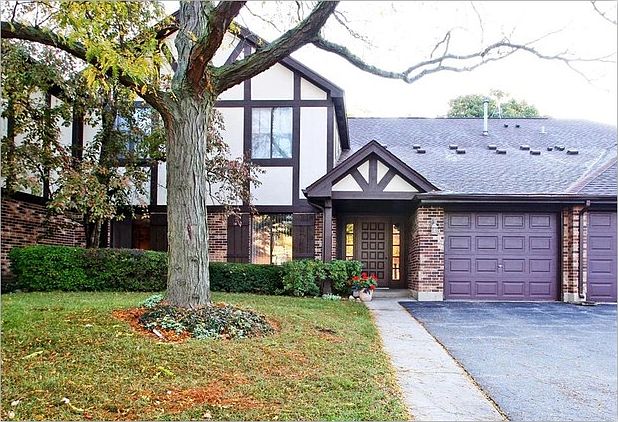 1st image of 1082 Creekside Ct APT 1A