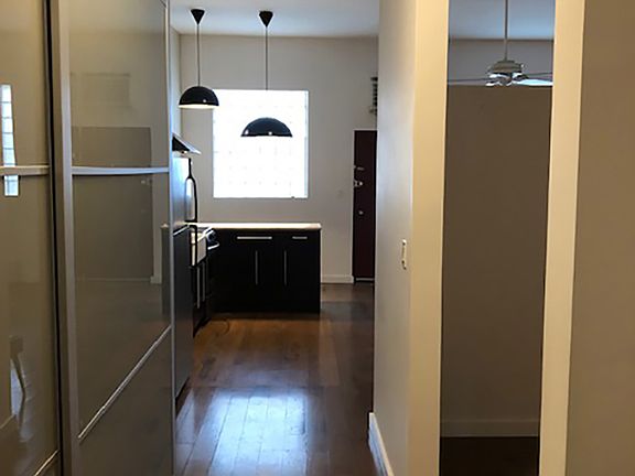 5th image of 158 Grand St #1