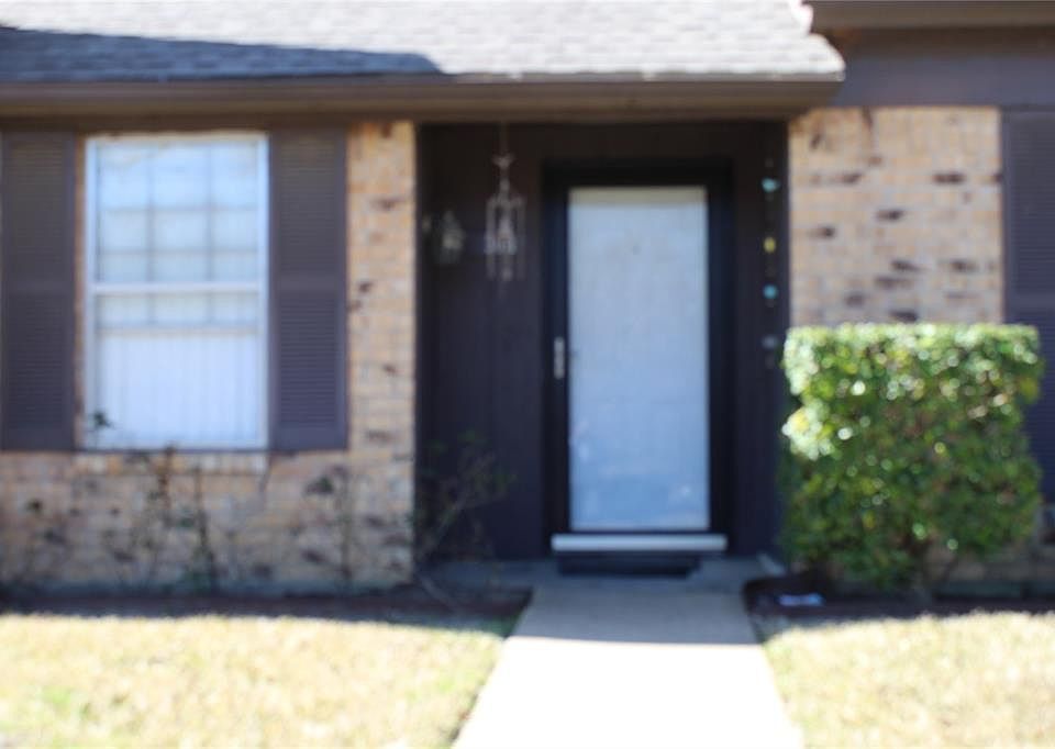 1st image of 5011 Buttonwood Ln
