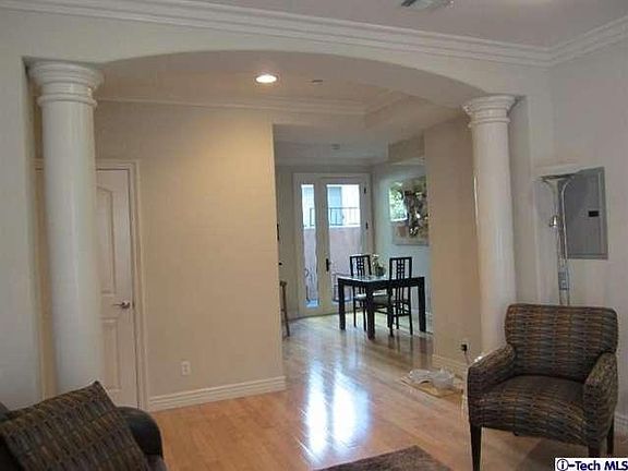 5th image of 68 N Allen Ave Unit 2