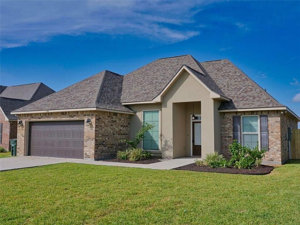 1st image of 1939 Beau Blanc Dr
