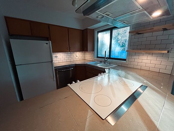 Modern kitchen