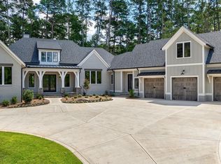 1060 Hixons Blf, Greensboro, GA 30642